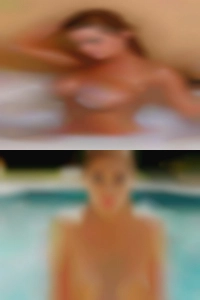 Horny female swinger Vero Beach.